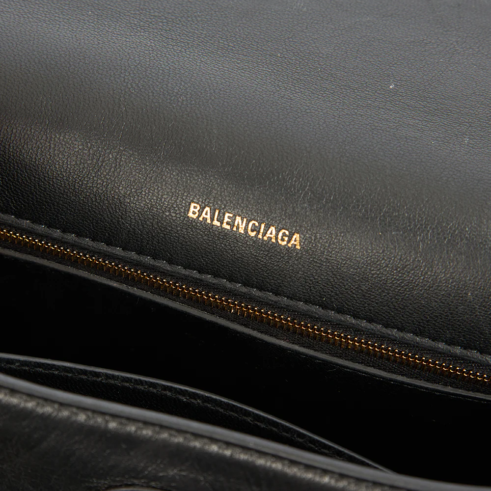 Picture of Balenciaga Shoulder Bag Downtown - Small in Black, Veau (Calfskin)