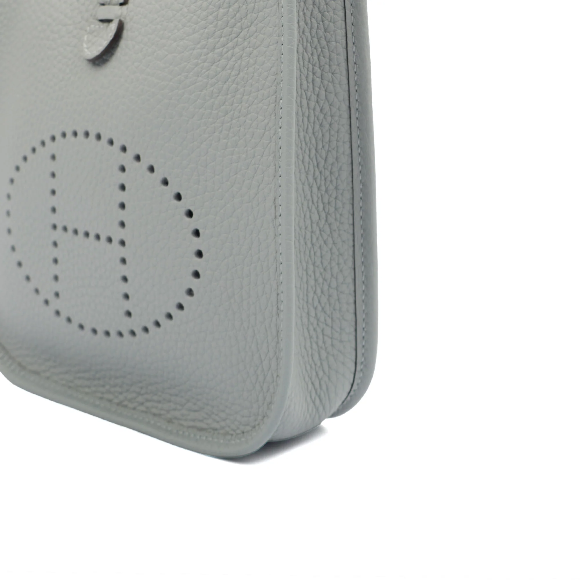 Picture of Hermes Cross Body Evelyne 16 (TPM) in Gris Pantin, Clemence Leather