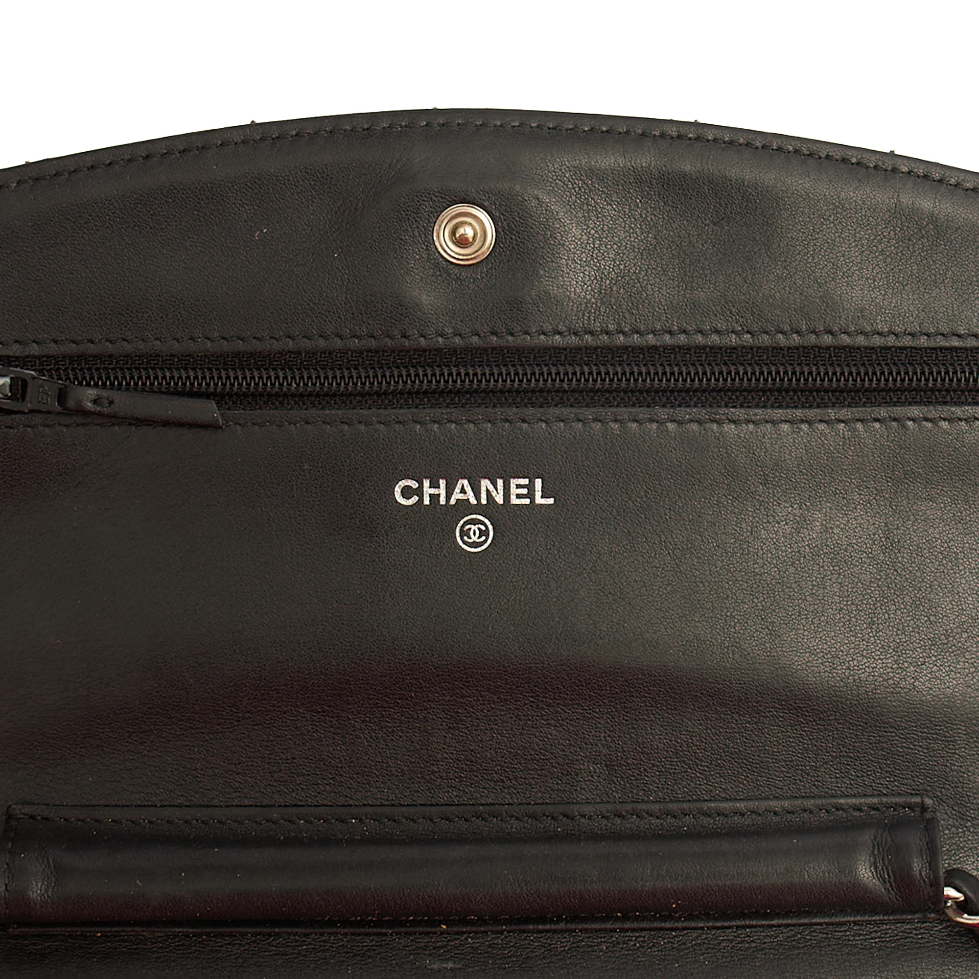 Picture of Chanel Cross Body Wallet on Chain in Black, Patent Leather