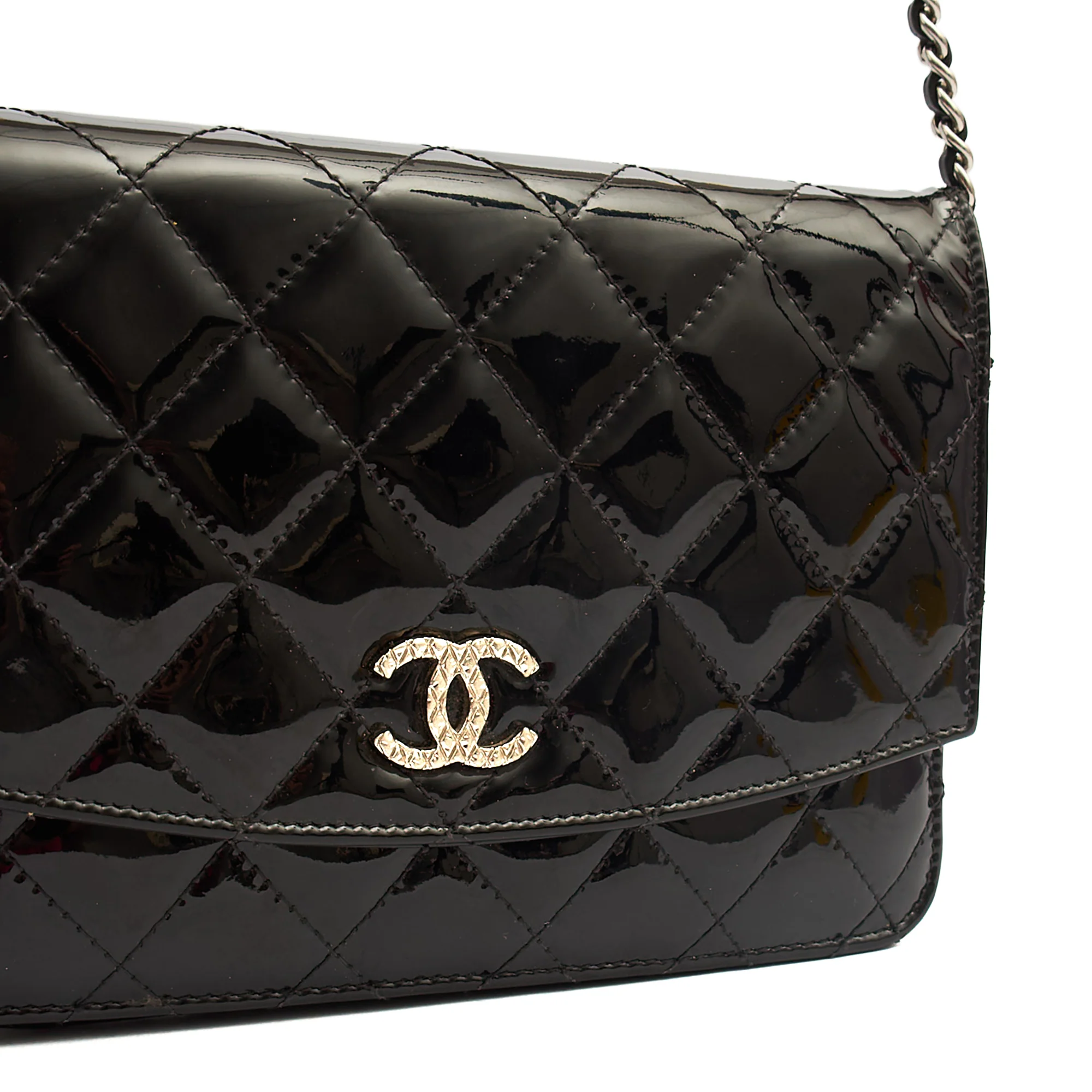 Picture of Chanel Cross Body Wallet on Chain in Black, Patent Leather