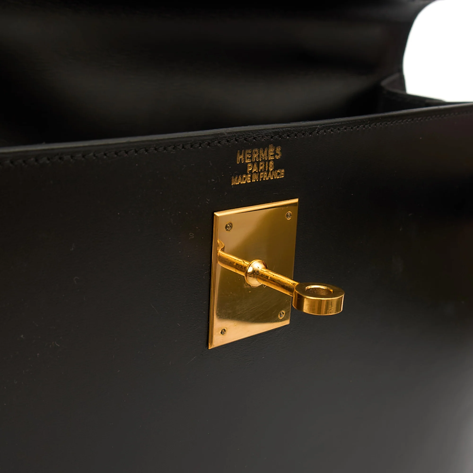 Picture of Hermes Top Handle Kelly 32 in Black, Box Calf Leather