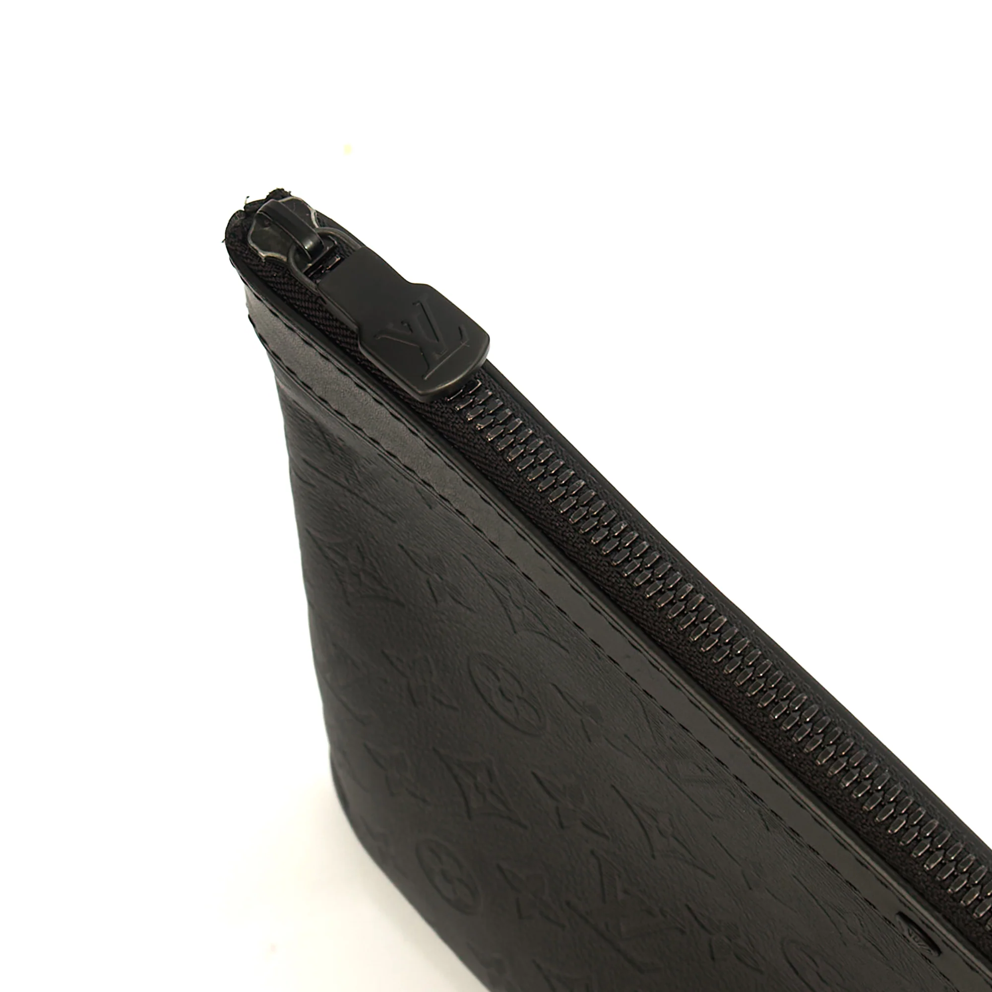 Picture of Louis Vuitton Clutch Pochette Discovery in invalid, invalid