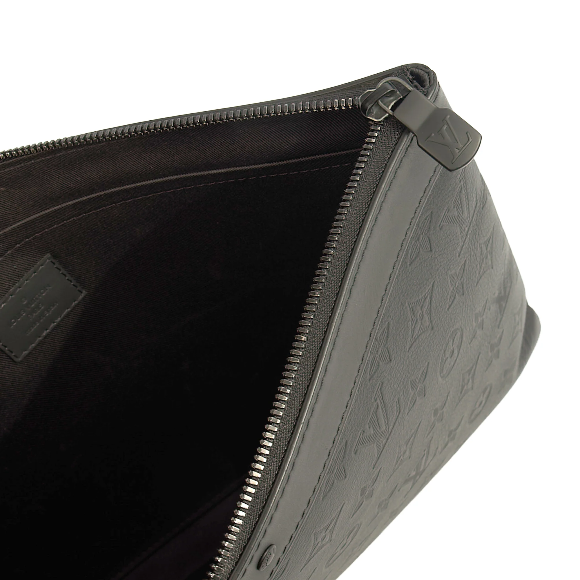 Picture of Louis Vuitton Clutch Pochette Discovery in invalid, invalid