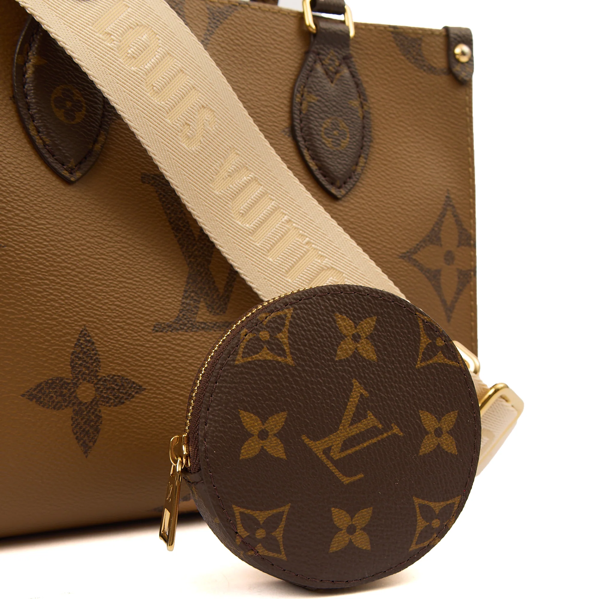 Picture of Louis Vuitton Cross Body On The Go PM in Reverse Monogram, Canvas