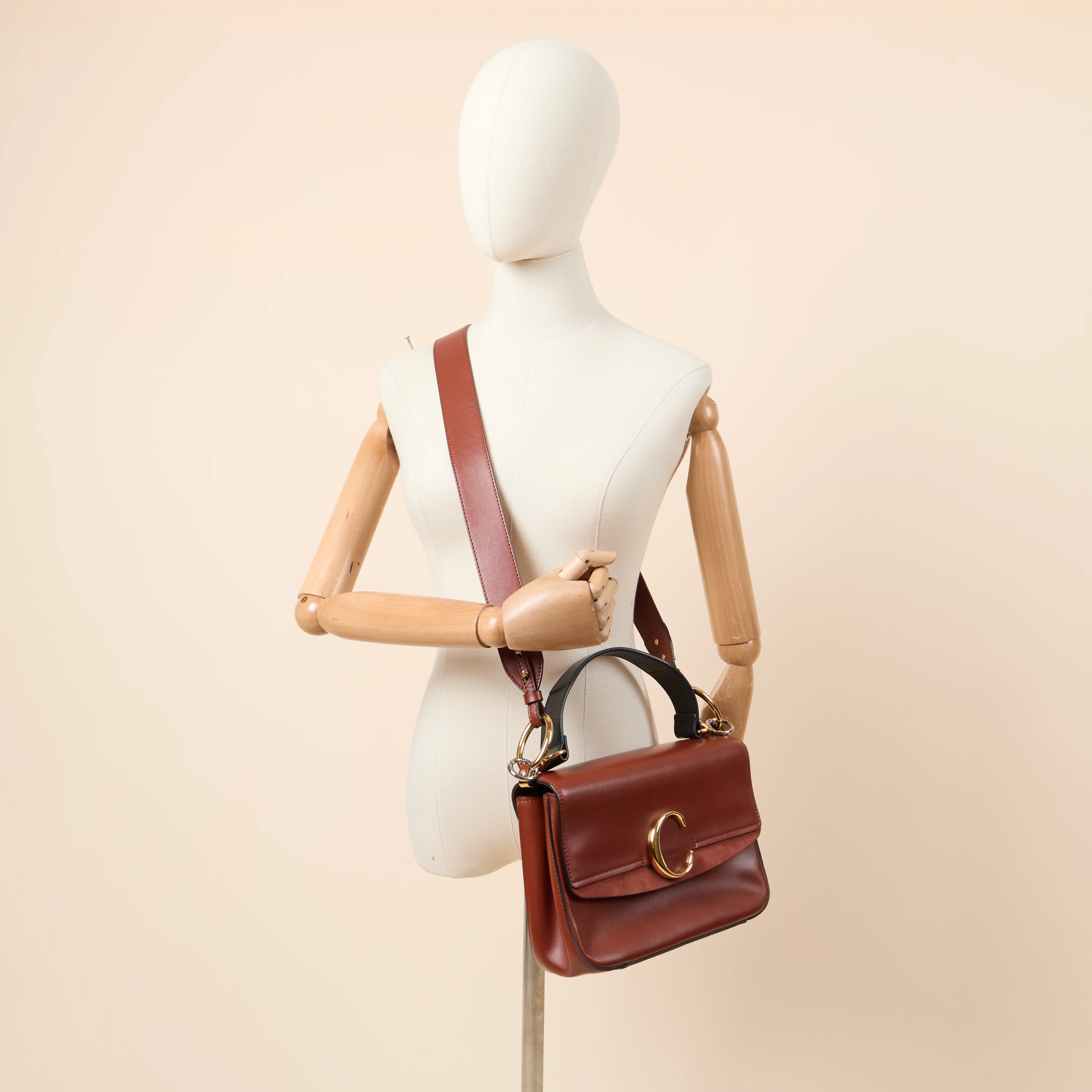 Chloe Shoulder Bag Chloe C - Medium in Sepia Brown, Calfskin Leather