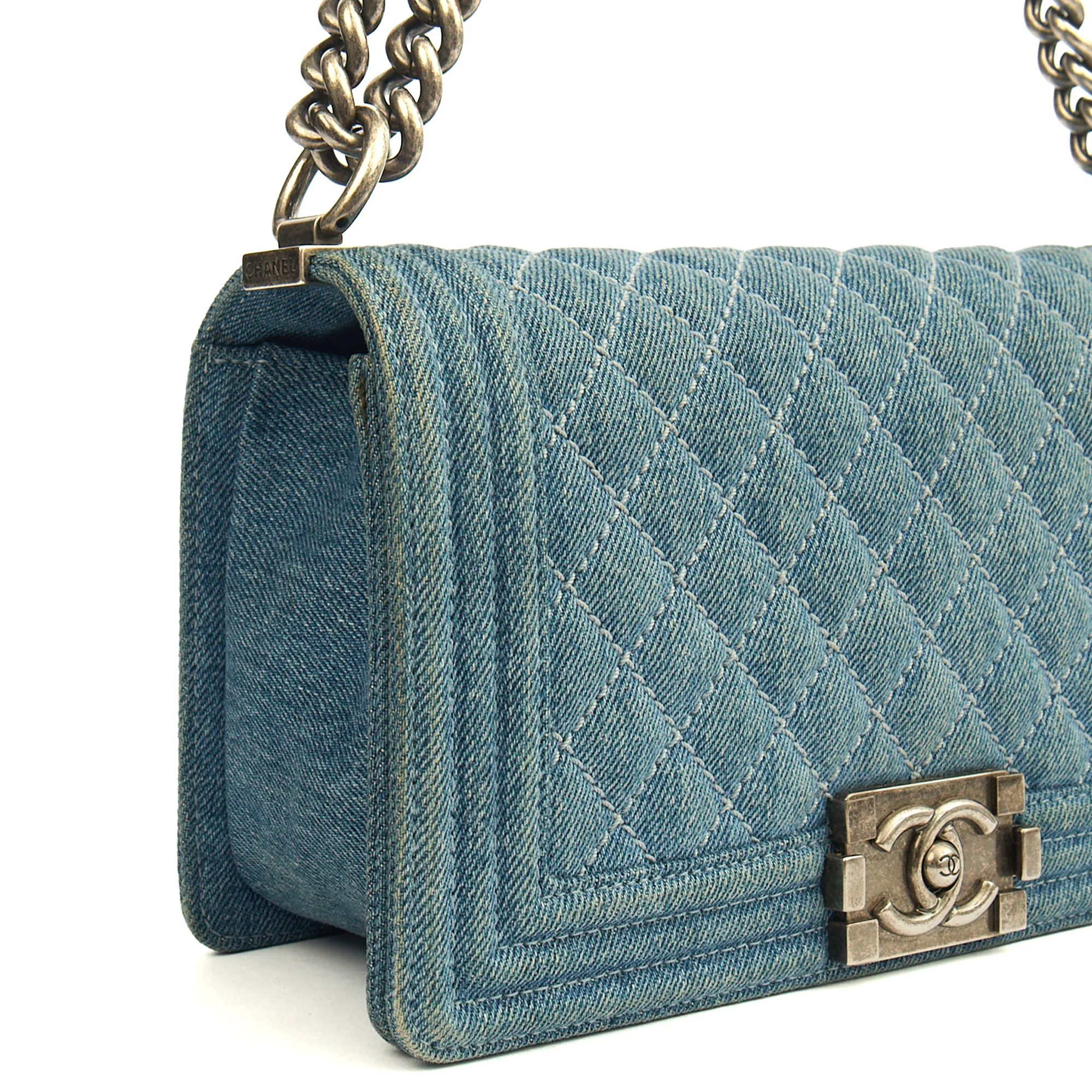 Picture of Chanel Shoulder Bag Boy - Medium in Blue, Fabric