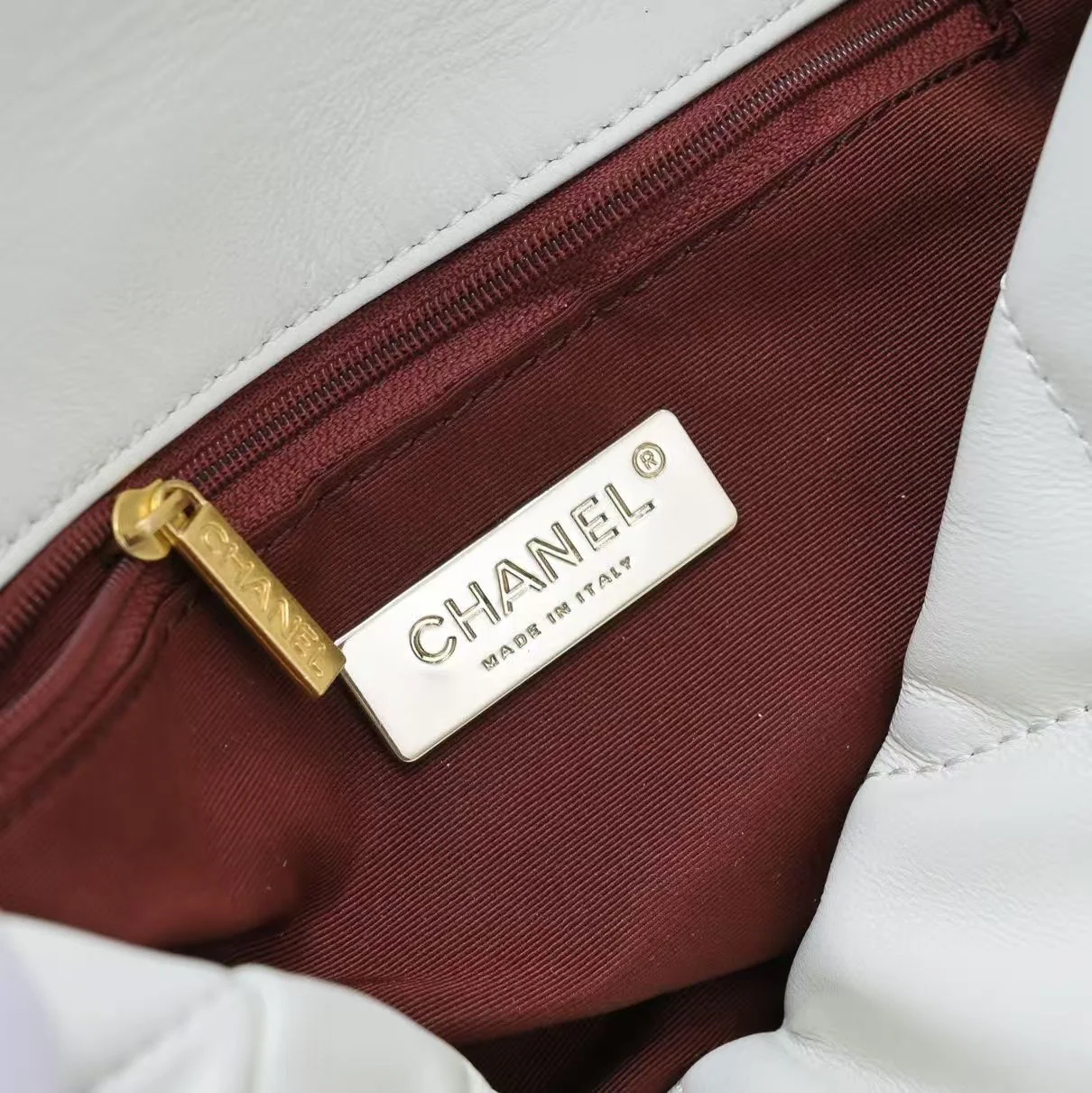 Chanel 19 Medium Bag in White Shiny Goatskin