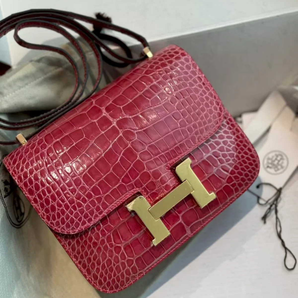Hermès Constance 18 Red crocodile-embossed leather actual front view 