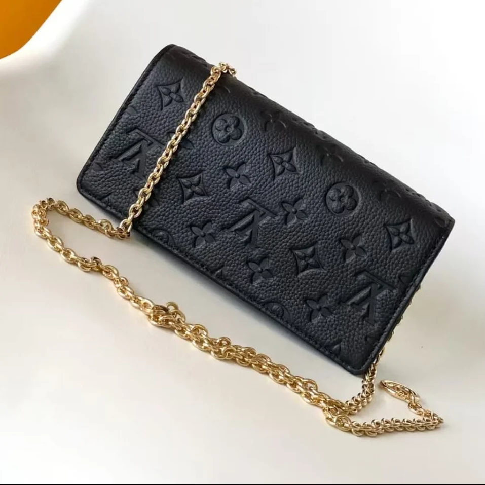 Louis Vuitton Lily Wallet on Chain in black