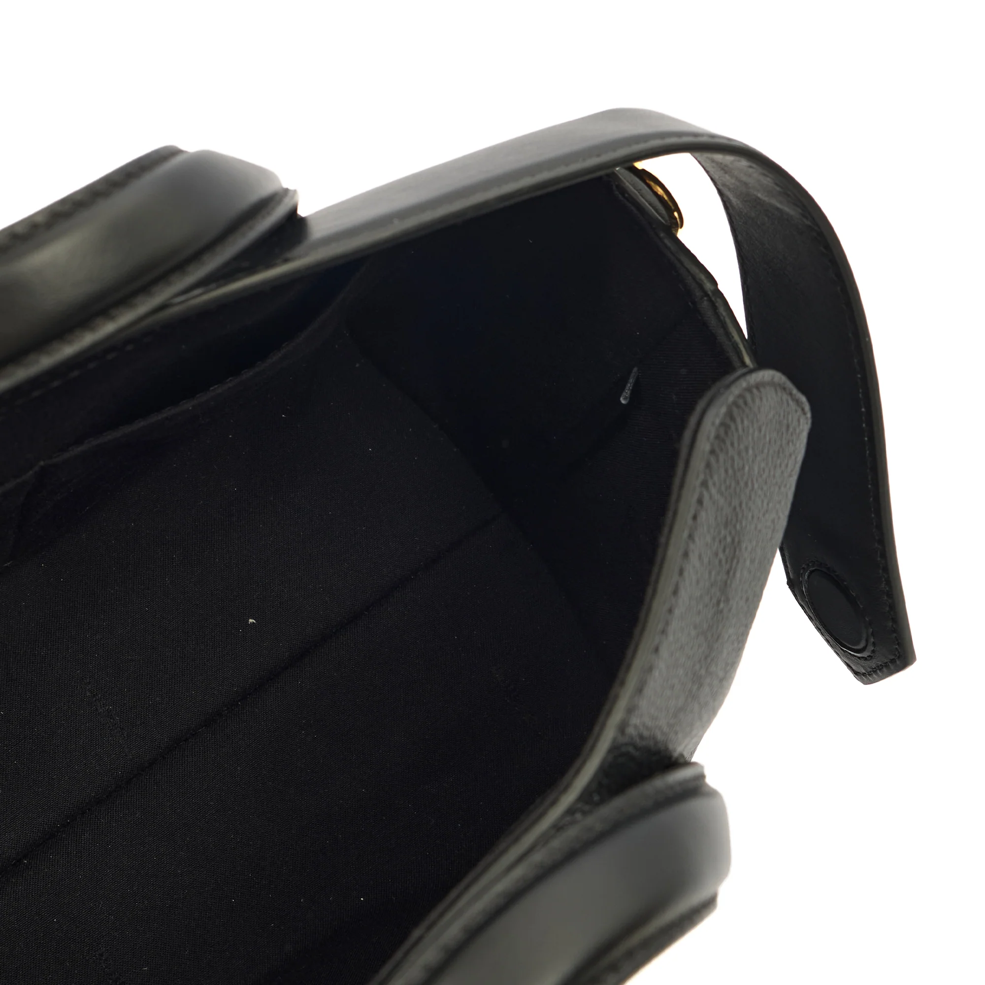 Picture of Fendi Tote By The Way - Medium in Black, Leather