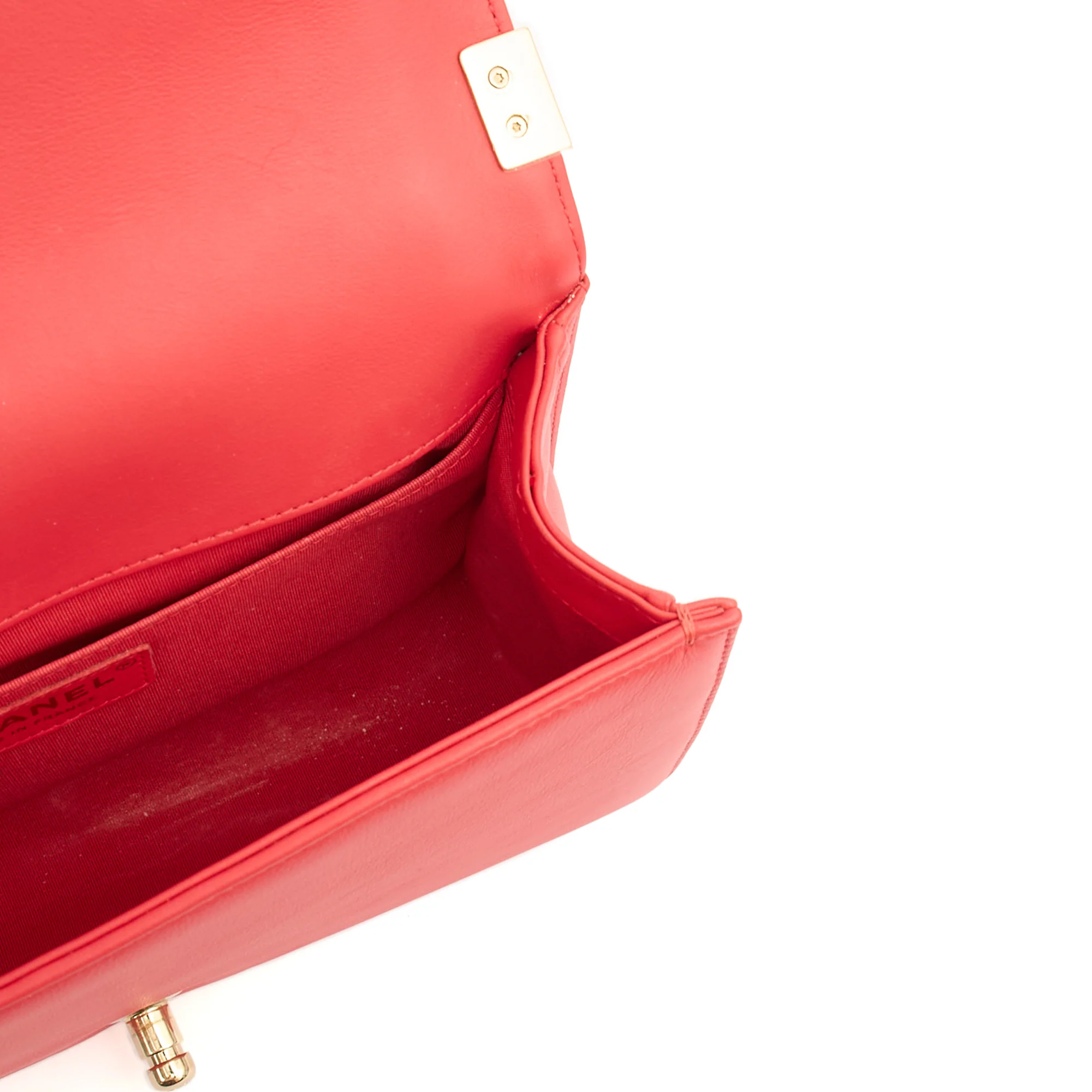 Picture of Chanel Shoulder Bag Boy - Medium in Pink, Calfskin Leather