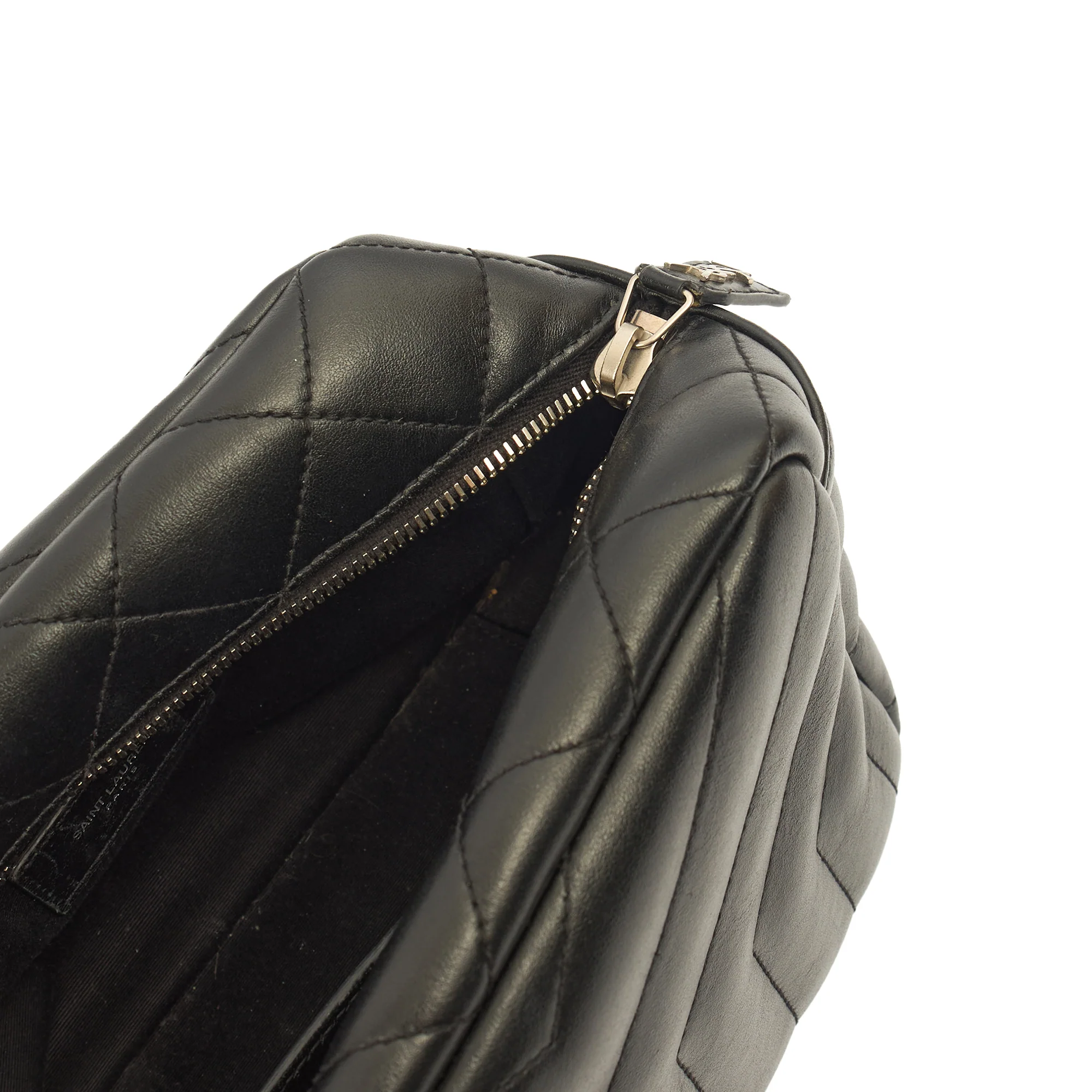 Picture of Saint Laurent Cross Body Lou Camera in Black, Calfskin Leather