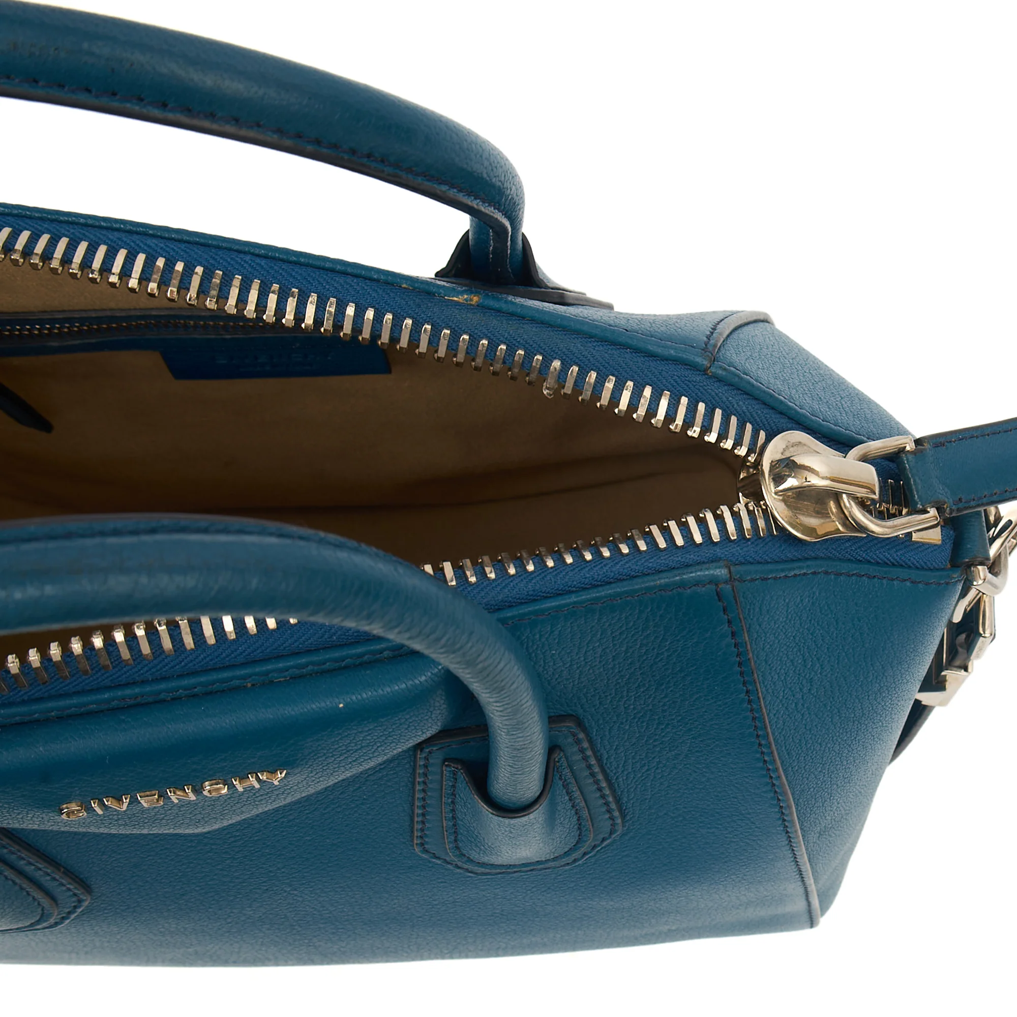 Picture of Givenchy Top Handle Antigona - Small in Blue, Leather