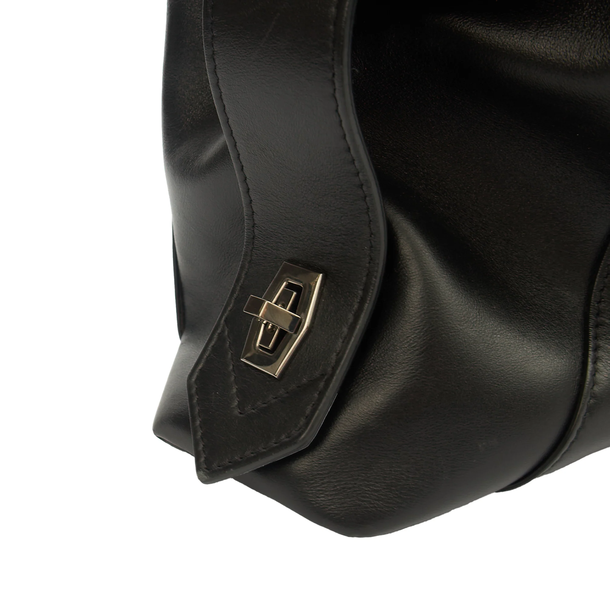 Picture of Givenchy Shoulder Bag Antigona Soft - Medium in Black, Leather