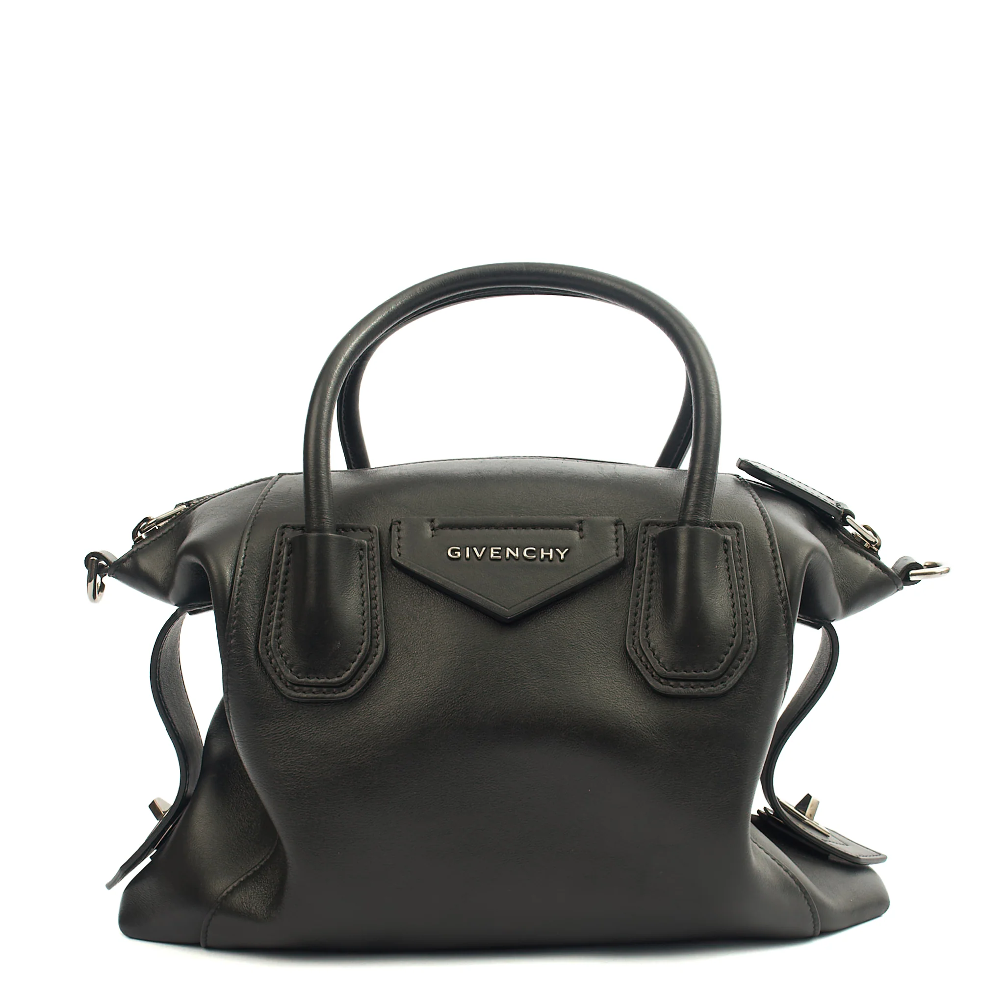 Picture of Givenchy Shoulder Bag Antigona Soft - Medium in Black, Leather