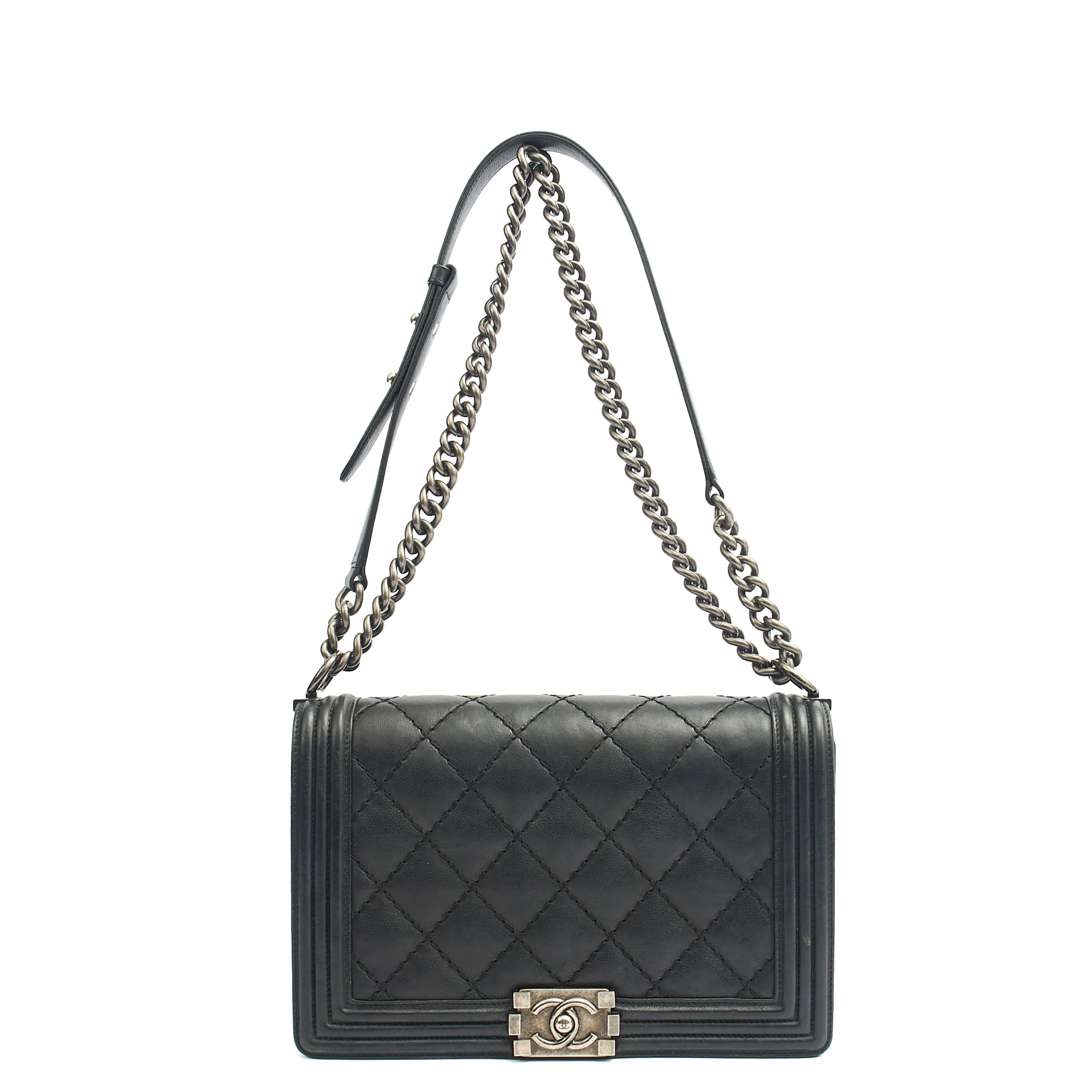 Picture of Chanel Shoulder Bag Boy - New Medium in Black, Calfskin Leather