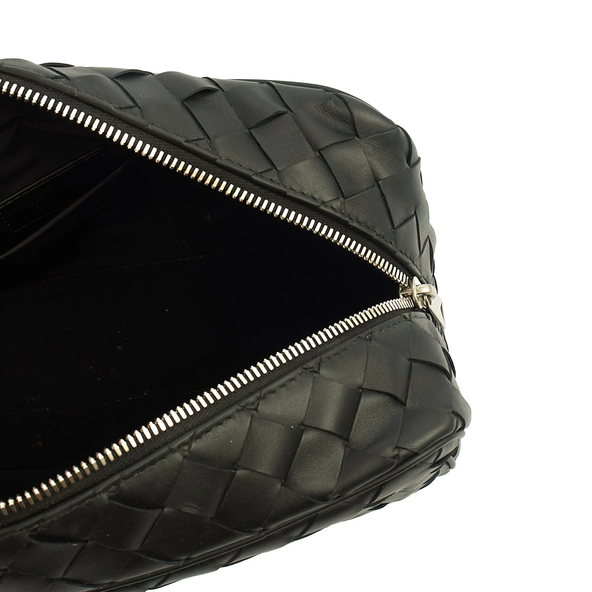 Picture of Bottega Veneta Clutch Intrecciato Zip Pouch in Black, Intrecciato Nappa