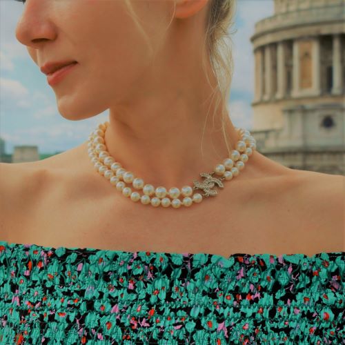 Chanel pearls review featured image