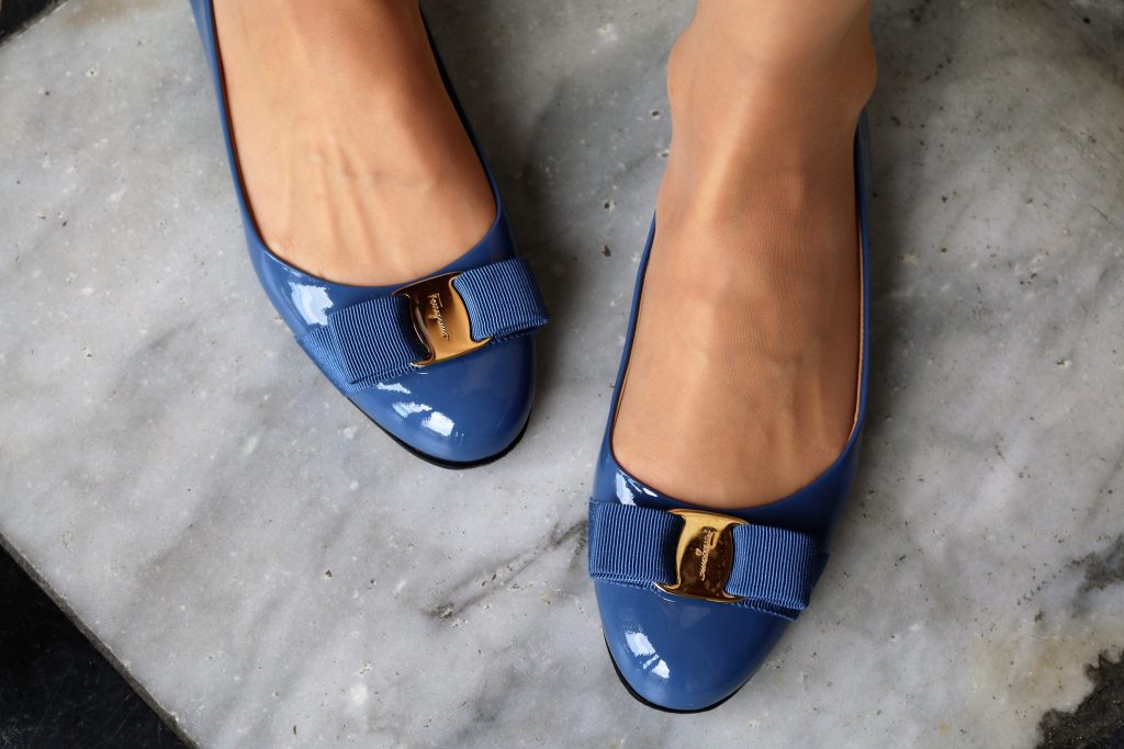 Close up on the Ferragamo bow