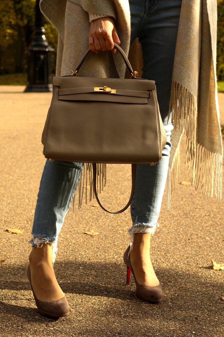 Close up on the bag when held by hand