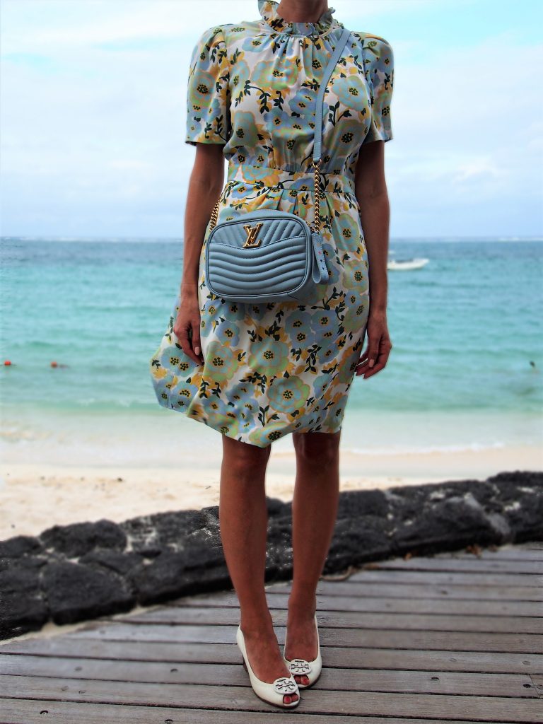 LV New Wave camera bag photo beach