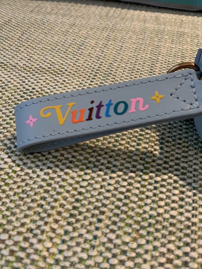 LV camera bag zip pull