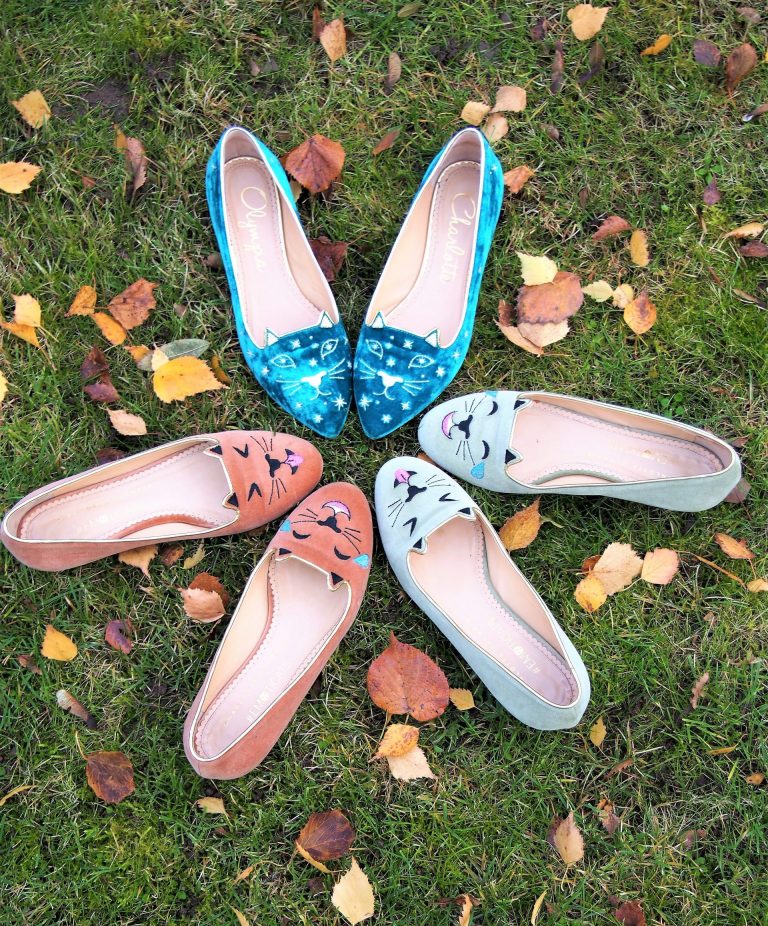 Various colours of kitty flats