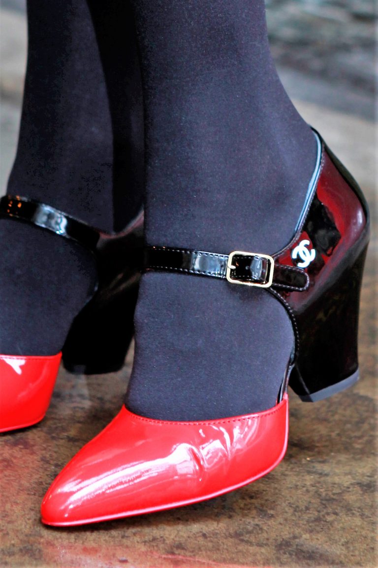 Chanel pumps crack close up