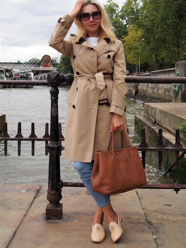 Hermes tote in Gold colour