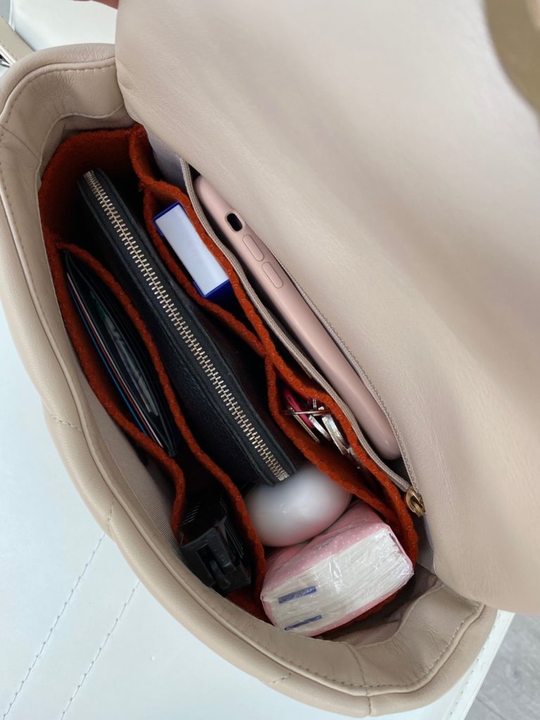 Fit test - Chanel 19 bag