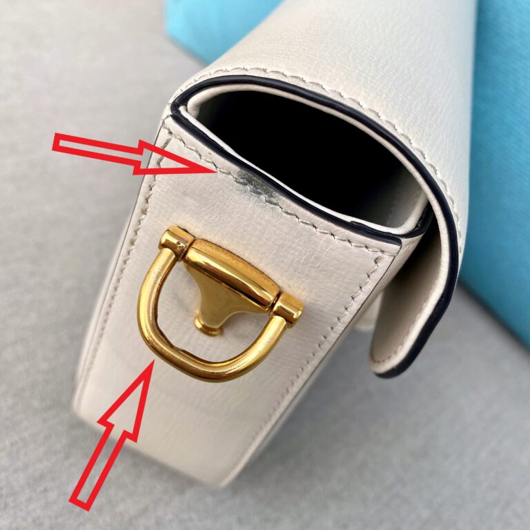 Signs of wear and tear on the Gucci Horsebit 1955 bag